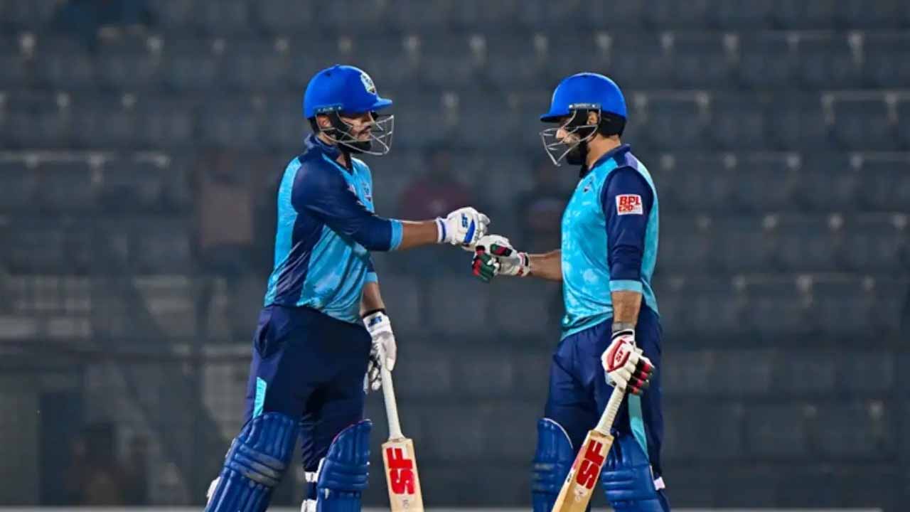 বাবা-ছেলের ম্যাচে নোয়াখালীর টানা দ্বিতীয় জয়
