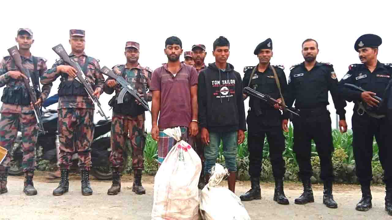 বিরলে বিজিবি-র‌্যাবের অভিযানে বিপুল মাদকসহ আটক ২
