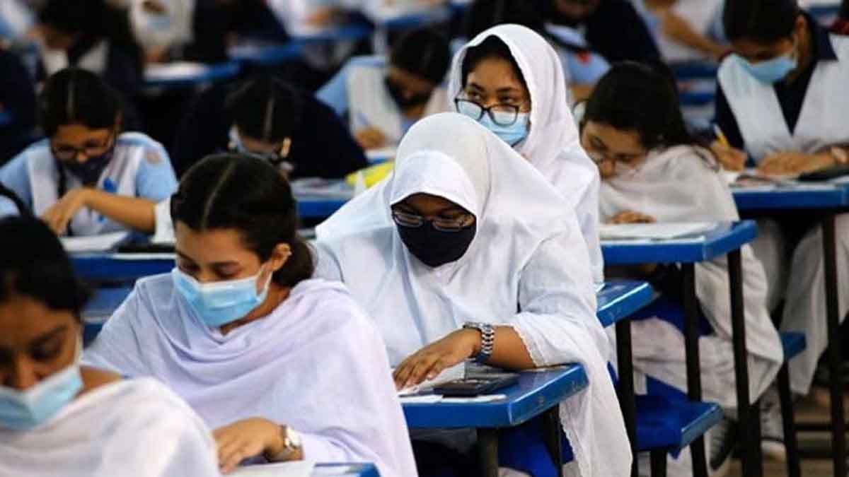 ‘সাইলেন্ট এক্সপেল’ প্রথা বাতিলের নির্দেশ শিক্ষামন্ত্রীর