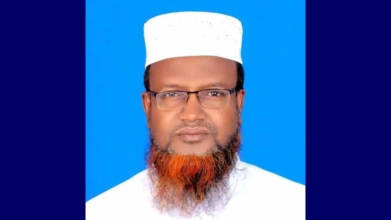দিনাজপুর জেলার শ্রেষ্ঠ শ্রেণী শিক্ষক নির্বাচিত ড. এনামুল হক