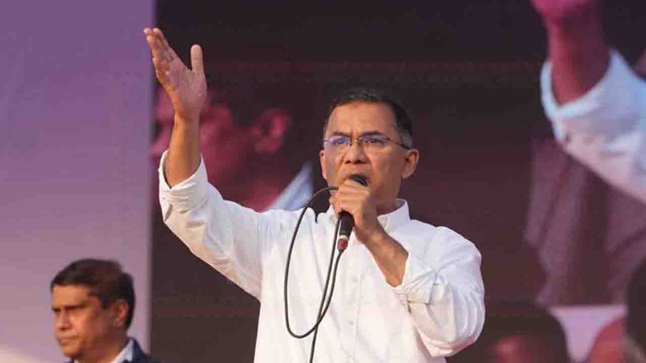 খাল খনন কর্মসূচির উদ্বোধনে সৈয়দপুরে পৌঁছেছেন প্রধানমন্ত্রী