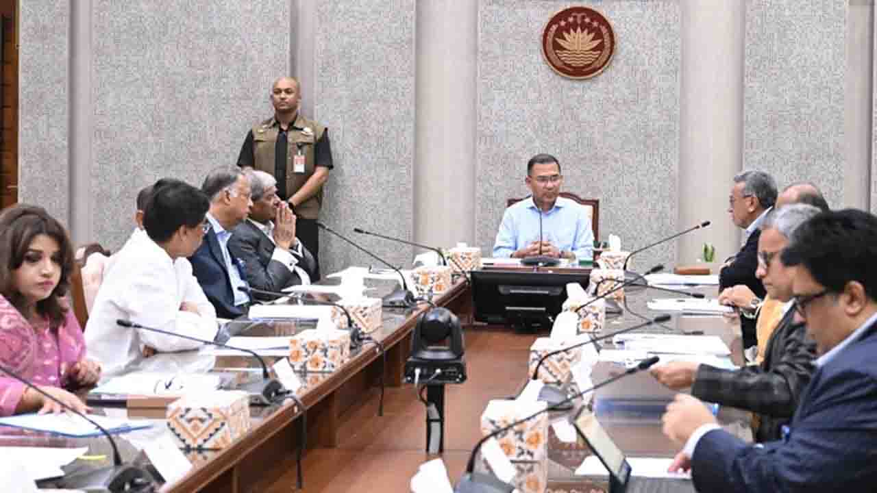 প্রধানমন্ত্রীর নেতৃত্বে জ্বালানি পরিস্থিতি নিয়ে বিশেষ সভা
