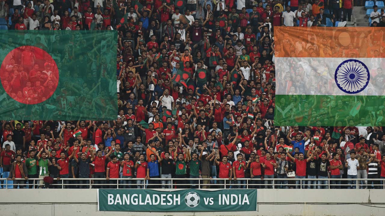 বাংলাদেশ-ভারত ফুটবল ম্যাচের টিকিটের জন্য হাহাকার