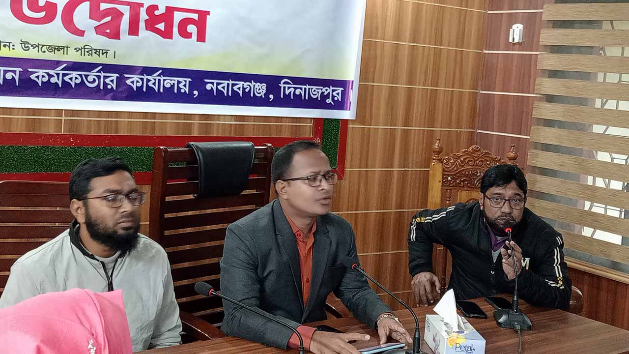 নবাবগঞ্জে যুব উন্নয়নের কম্পিউটার ও নেটওয়ার্কিং প্রশিক্ষণ উদ্বোধন