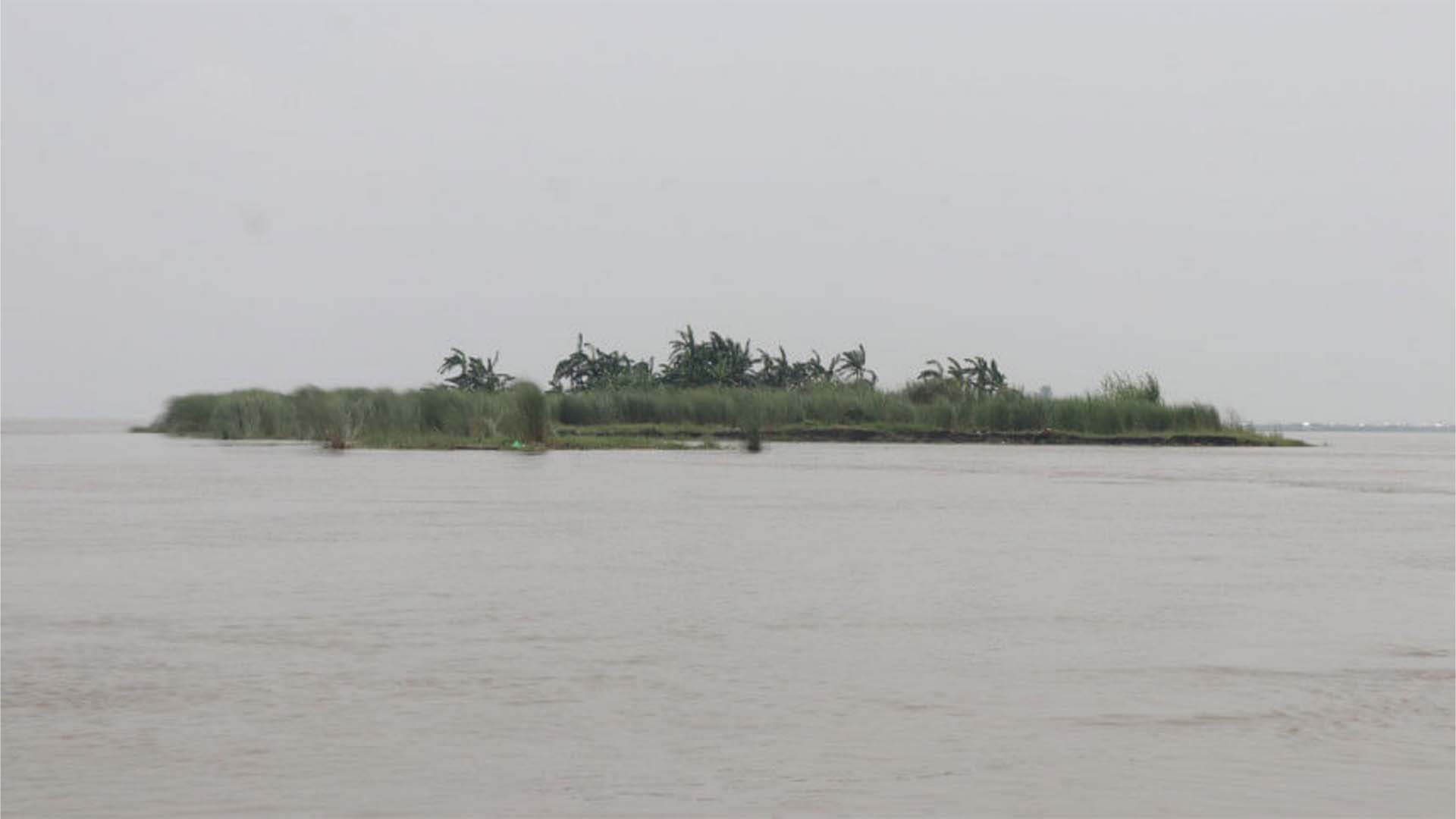 গাইবান্ধায় নদ-নদীর পানি বিপদসীমার কাছাকাছি, নিম্নাঞ্চলে বন্যার শঙ্কা