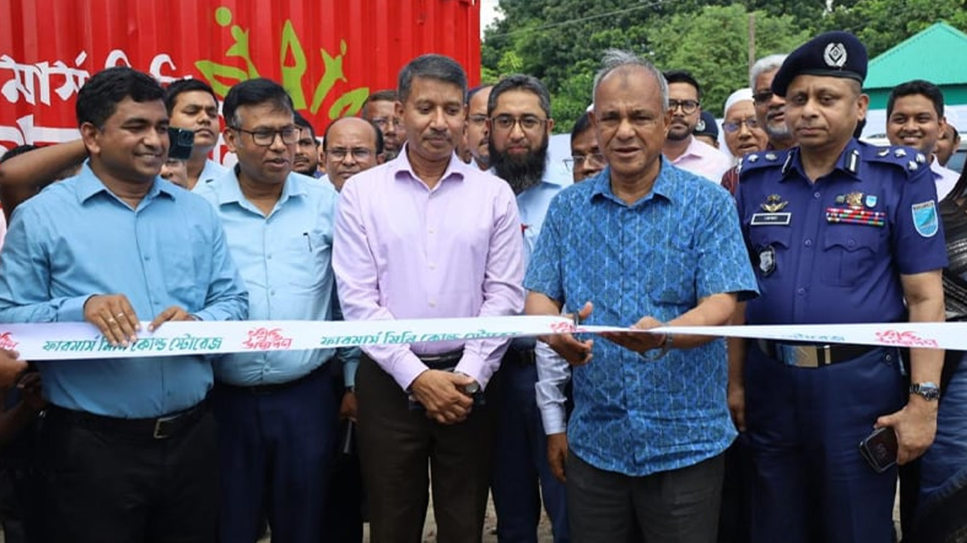 কৃষকের হাতে মিনি কোল্ডস্টোরেজ: প্রযুক্তির নতুন দিগন্ত