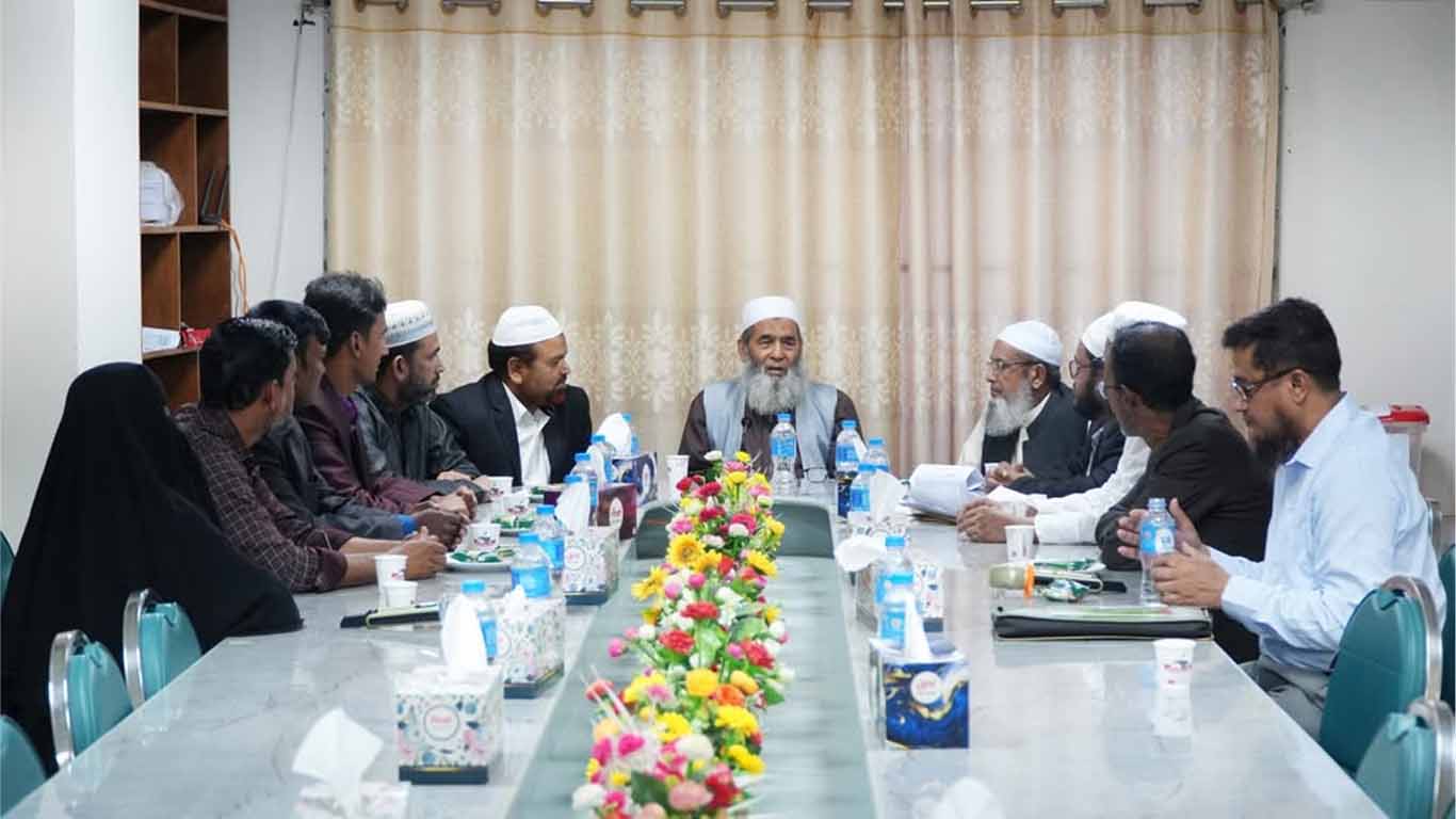বেসরকারি প্রাথমিক বিদ্যালয়ের শিক্ষকদের দাবি মেনে নেওয়ার জন্য সরকারের প্রতি আহ্বান