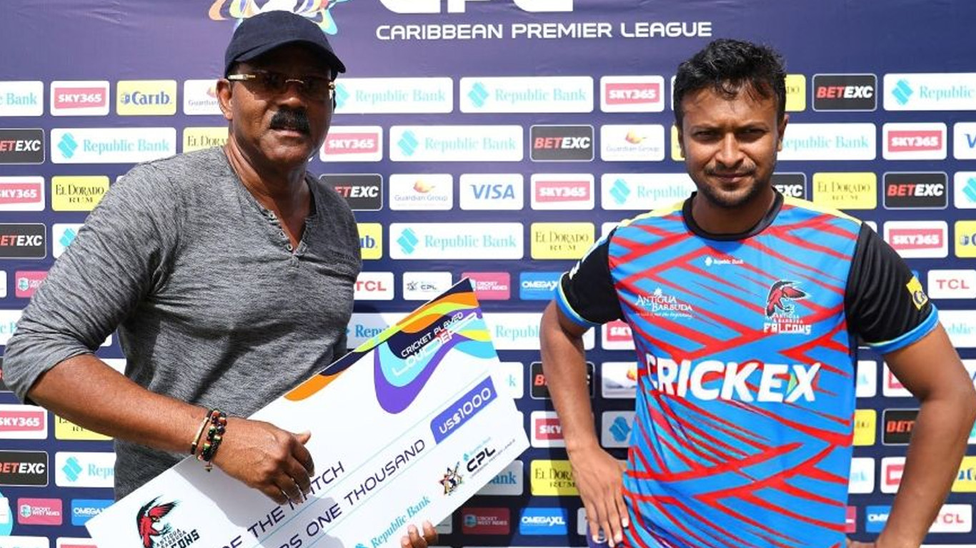 বিশ্বরেকর্ড গড়ে দলকে জেতালেন সাকিব, হলেন ম্যাচসেরাও