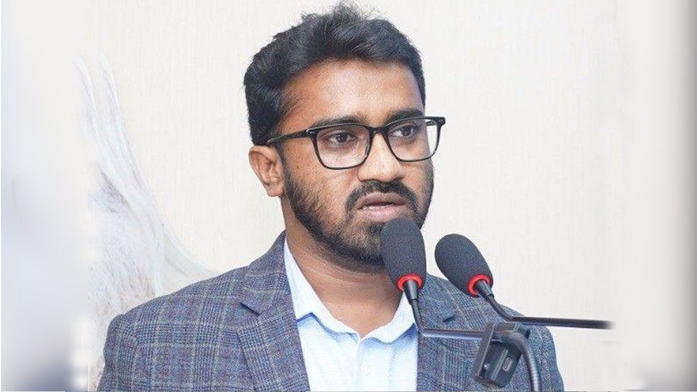 নিরাপত্তা ঝুঁকি বিবেচনায় নুরকে বিদেশে চিকিৎসার ব্যবস্থা করতে হবে: রাশেদ খান