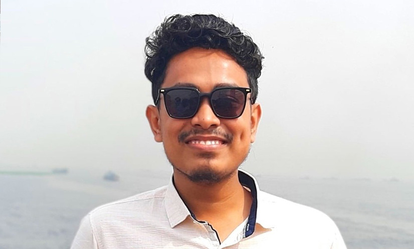 বিপুল ভোটে এগিয়ে থেকেও জগন্নাথ হলে মাত্র ১০ ভোট পেলেন সাদিক