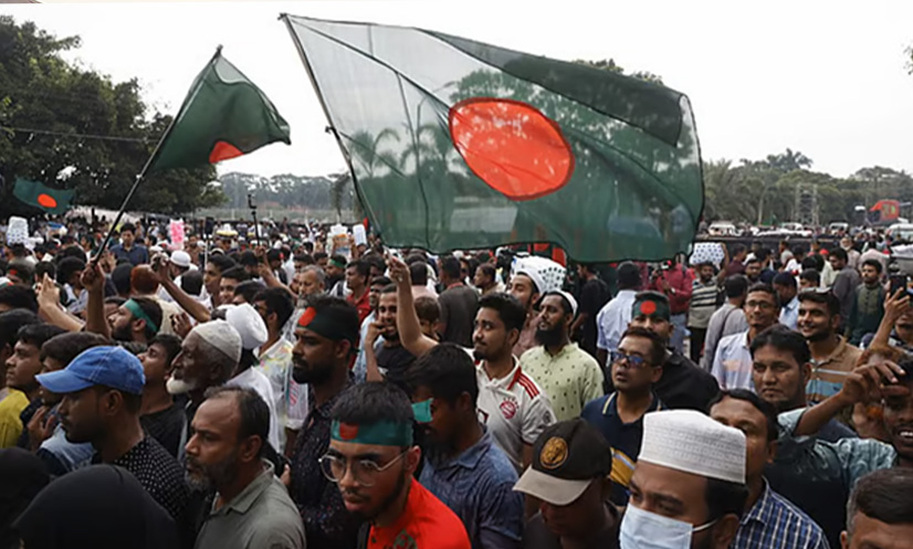 জমকালো আয়োজনে ‘৩৬ জুলাই’ উদযাপন, গানে মাতছেন হাজারো ছাত্র-জনতা