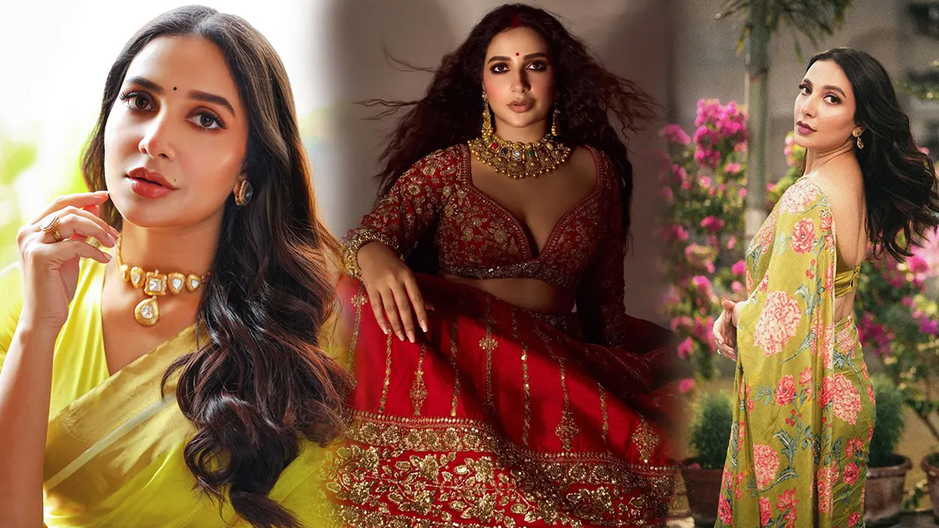 পূজায় মাতলেন দর্শক, হলভর্তি ভক্তের কণ্ঠে ‘জয় মা শুভশ্রী’