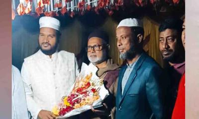 নবনির্বাচিত এমপি মনজুরুল ইসলামকে জামায়াত প্রার্থীর শুভেচ্ছা