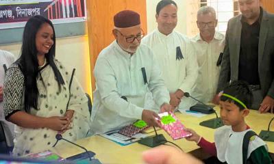 বীরগঞ্জে ভাষা দিবসের আলোচনা সভা ও পুরস্কার বিতরণ