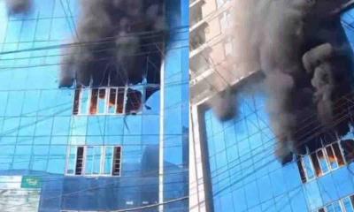 টেরিবাজারে অগ্নিকাণ্ড: ধোঁয়ায় শ্বাসরুদ্ধ হয়ে ২ জনের মৃত্যু