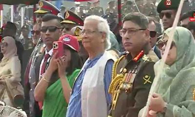 জাতীয় প্যারেড স্কয়ারের অনুষ্ঠানে প্রধান উপদেষ্টা