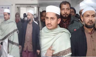 পঞ্চগড় সদর হাসপাতালে আহত শিক্ষার্থীদের পাশে প্রশাসন ও রাজনৈতিক নেতৃবৃন্দ