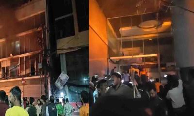 প্রথম আলো ও ডেইলি স্টার কার্যালয়ে বিক্ষুব্ধ জনতার হামলা
