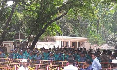 প্রধান উপদেষ্টার বাসভবন এলাকায় ১৪৪ ধারা জারি