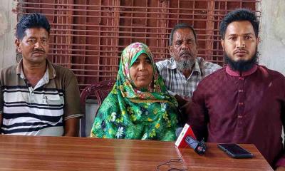 জুলাই বিপ্লবের চেতনায় বিরলের ৬ সদস্যের আওয়ামী লীগ থেকে পদত্যাগ