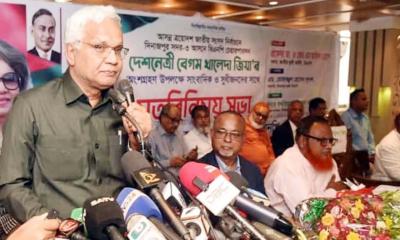 জিয়া স্বাধীনতার ঘোষণা দিয়ে পালিয়ে যাননি, অস্ত্র হাতে যুদ্ধ করেছেন: ডা. জাহিদ