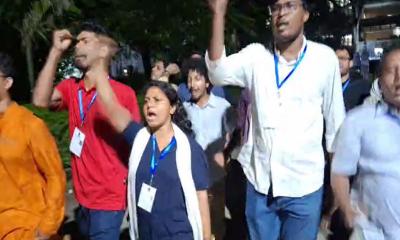 ঢাবিতে শিবিরের আনন্দ মিছিল, বামদের বিক্ষোভ
