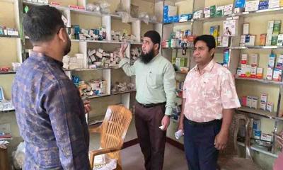 কাহারোলে স্বাস্থ্য বিভাগের অভিযান বন্ধ হলো হাসপাতাল ও ফার্মেসি