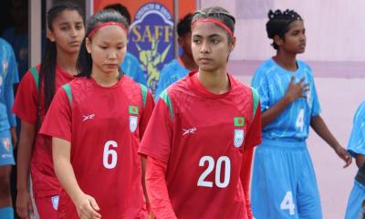 দারুণ শুরুর পর ভারতে হোঁচট বাংলাদেশের