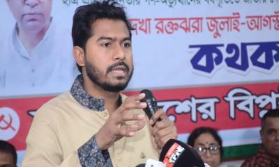 আইসিইউতে নুর, ৪৮ ঘণ্টার আগে বলা যাবে না কিছু: চিকিৎসক