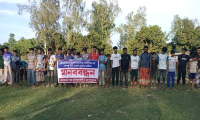 বিরামপুরে স্কুল মাঠ দখলমুক্তির দাবিতে মানববন্ধন ও অভিযোগ