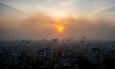 বায়ুদূষণে শীর্ষে জাকার্তা, ঢাকার বাতাস মাঝারি মানে