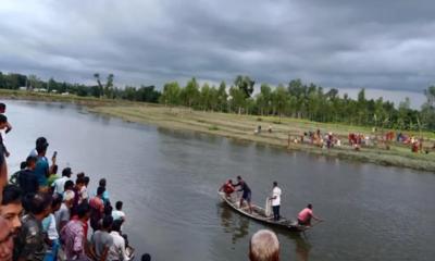 রংপুরে বড় ভাইয়ের কাঁধে চড়ে নদী পার হতে গিয়ে শিশু নিখোঁজ