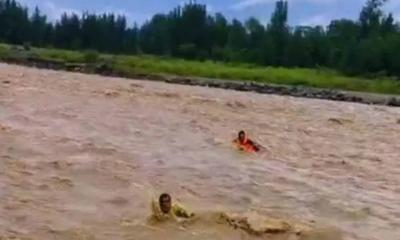 পাকিস্তানে আকস্মিক বন্যায় সতর্কতা, মৃতের সংখ্যা বাড়ছে
