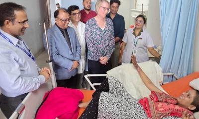 আহতদের দেখতে বার্ন ইনস্টিটিউটে ব্রিটিশ হাইকমিশনার