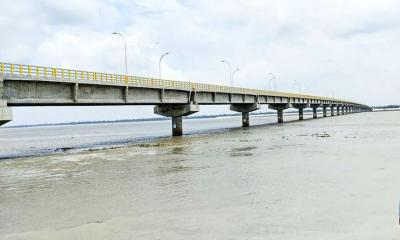 তিস্তার পানি বৃদ্ধি: ভাঙনের মুখে সড়ক ও হাজার পরিবার