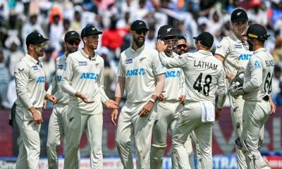 ইতিহাস গড়ে জিম্বাবুয়েকে হারিয়ে সিরিজ জিতল নিউজিল্যান্ড