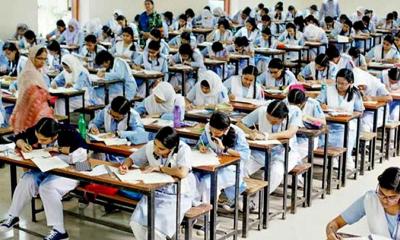 সারাদেশে একযোগে শুরু হলো ২০২৬ সালের এসএসসি পরীক্ষা