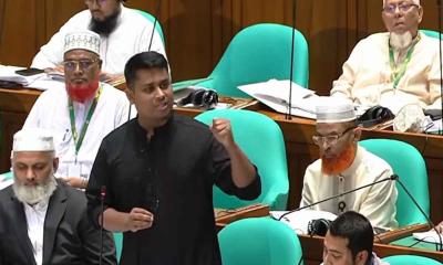 সংসদে এমপিদের জন্য সরকারি গাড়ি চাইলেন হাসনাত আবদুল্লাহ