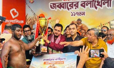 জব্বারের বলীখেলায় টানা তৃতীয়বার চ্যাম্পিয়ন `বাঘা` শরীফ