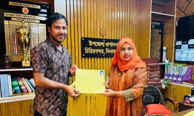 চিরিরবন্দরে ৩ হাজার ফুয়েল কার্ড বিতরণ করল প্রশাসন