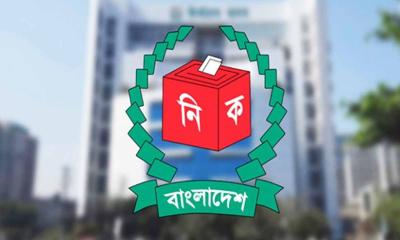 সাংবাদিকরা ভোটকেন্দ্রে প্রবেশের অনুমতিপত্র পাবেন অনলাইনে: ইসি