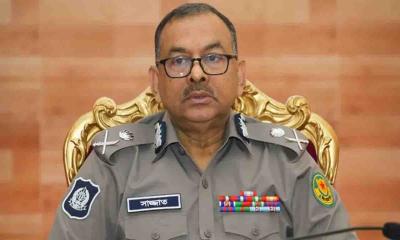 নির্বাচনে শতভাগ নিরপেক্ষতা বজায় রাখার নির্দেশ ডিএমপি কমিশনারের