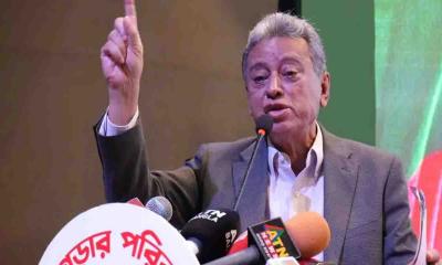 নেতাকর্মীদের চোখ-কান খোলা রাখার আহ্বান আমীর খসরুর