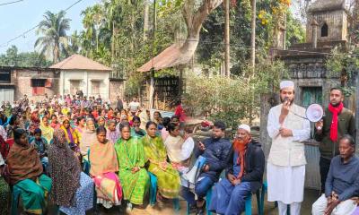 বীরগঞ্জে জামায়াত প্রার্থী মতিউরের নির্বাচনী উঠান বৈঠক