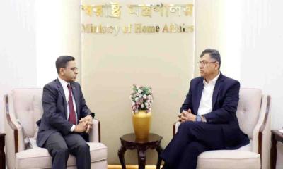 স্বরাষ্ট্রমন্ত্রীর সঙ্গে ভারতের হাইকমিশনারের বৈঠক