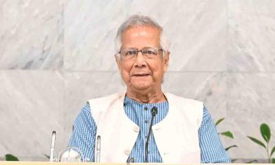শবে বরাতে দেশ ও জাতির কল্যাণে প্রার্থনার আহ্বান প্রধান উপদেষ্টার