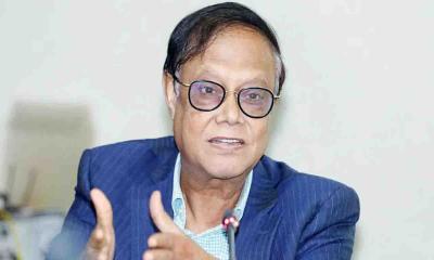 নগদকে ব্যক্তিখাতে দেওয়ার সিদ্ধান্ত সরকারের ওপর