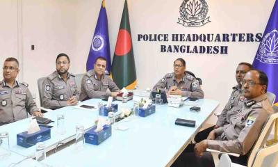 কার্যক্রম নিষিদ্ধ রাজনৈতিক দলের তৎপরতা চলতে দেওয়া যাবে না