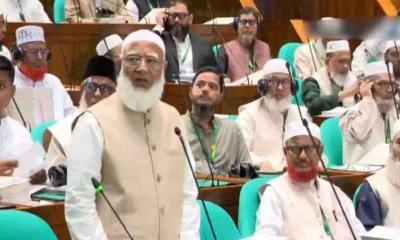 জুলাই নিয়ে কথা বলতে চাইলেন বিরোধীদলীয় নেতা থামিয়ে স্পিকার বললেন‘সময় পাবেন