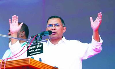 গণতন্ত্র প্রতিষ্ঠায় জনগণের প্রতিনিধি নির্বাচন করুন:তারেক রহমান